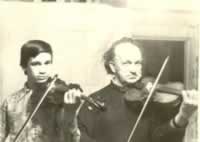 Oleg Ponomarev (with Deda) Yurodny Ensemble